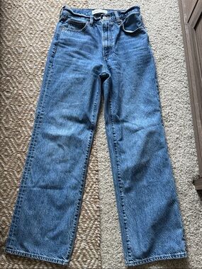 Aritzia Denim Forum The Farrah Wide Leg Jeans (26)